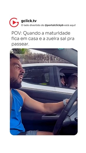 Gclick Tv on Instagram: "A maturidade dele tirou folga no meio do trânsito! 😂 Ele sustentou a cara de “tela azul” só para bugar a mente das meninas no carro ao lado. A confusão delas tentando entender o que estava acontecendo foi impagável antes dele cair na risada. 👇🤡"