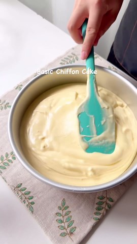 U-Taste Kitchen on Instagram: "Basic chiffon cake. Recipe linked in my bio. #chiffoncake #softcake #fluffycake #chiffon #spongecake #chiffoncakerecipe #baking #cooking #recipe #viralvideos #viralreels #viralpost"