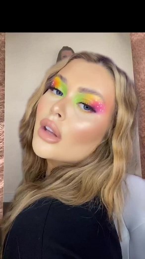 Makeup inspired by the worst outfit I’ve worn in my life. #makeup #figureitout #makeuptutorial #fyp