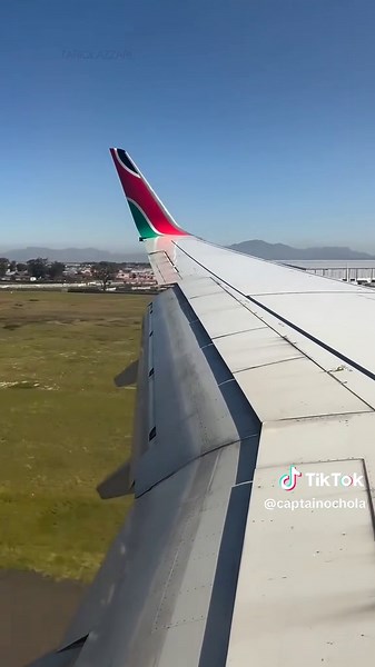 Plane Spotting: Window Seat POV Landing Compilation
