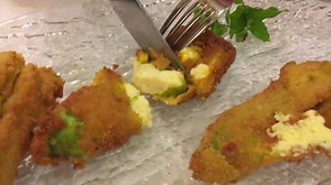 195K views · 4.3K reactions | Fried squash blossoms filled with buffalo ricotta Fiori di zucca fritti con ripieno di ricotta di bufala Il Fortino Di Don Peppe #fioridizucca #ricottadibufala #appetizer #antipasto #100per100italian #italy #buonappetito | I LOVE ITALIAN FOOD | Facebook