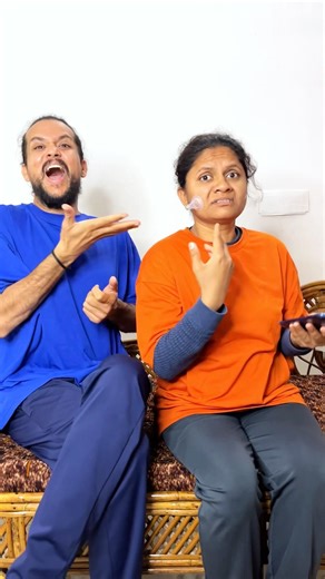 Bouncy Prank on Cheeks 😂