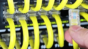 clip-3686987839-connecting-ethernet-switch-patch-panel-using-cords