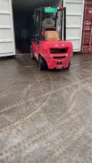 Formaldehyde free fixing agent for dyeing or printing