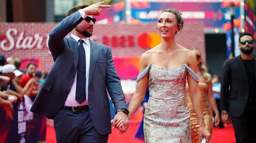 Cal Raleigh's girlfriend was an awesome softball player and two-time national champion