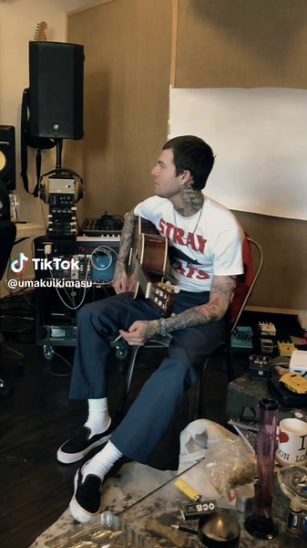 Stylish Vans Slip-On Outfit Ideas for Every Occasion