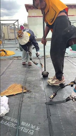 Torch-Applied Bitumen Roofing | Reliable Edge Bonding