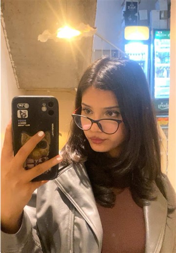 Understanding Conversation Starters in Social Interactions