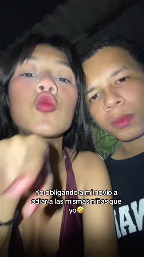 Broma a mi Novio: Haciendo que Odie a Mis Amigas