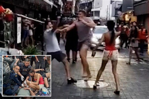 Giant bodybuilder knocks out drunk tourists in wild street fight outside bar