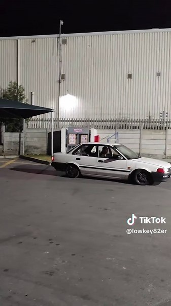 Toyota Bubble Motor: Analyzing Side Views