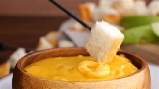 Copycat Melting Pot Cheddar Cheese Fondue