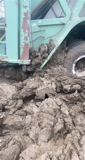 #riggin #alberta #foryou #foryoupage #fyp #rigmover #dirtyhandscleanmoney🤙🏼