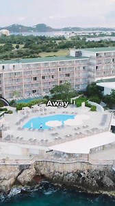 2.3K views | ✈️ Escape to paradise with ease! Discover direct flights to St. Maarten from major US cities like New York, Miami, Atlanta, and Charlotte. Your island adventure is closer than you think! For more information and to start booking your trip, visit: https://bit.ly/3zZNzPK | Sonesta Ocean Point Resort | Facebook