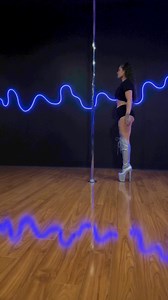 Exotic Pole Trick & Splits! #poletricks #poledance #poledancer #polefitness #exoticpole #poledancing #polesport #poletrick | Pole Dance With Shi