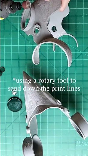 making a futuristic plague doctor mask [2/?]