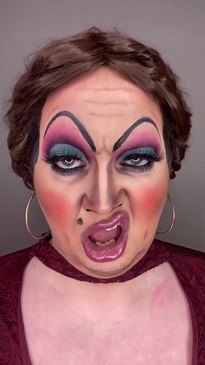 DORIS: Princess Doris Shrek Ugly Stepsister Cosplay Tutorial