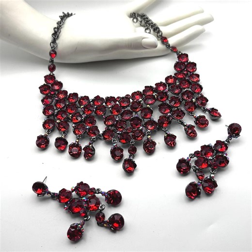 Vintage Gothic Blood Ruby Red Necklace W / Earrings Set – Gun Metal Tone Statement Jewelry Pc. - Etsy