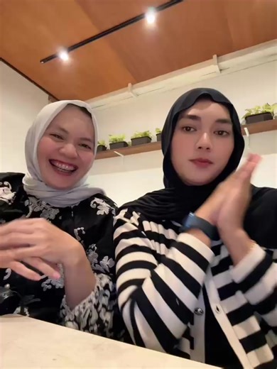 SQF (@quartashop)’s videos with suara asli - SQF