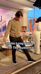 Incase you missed Justin Long’s intro dance, here it is. 🕺 #justinlong #dance | The Talk