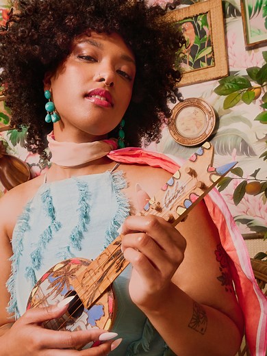 📸 Ready for the ultimate photo adventure? Grab your phone, invite your friends, and step into a world of creativity, and endless photo ops! ✨Musée Imaginarium is THE place to create jaw-dropping selfies, snap with stunning backdrops, and make memories that POP on your feed! 📱 👉 Book your tickets now and let the fun begin! #SelfieGoals #InstaWorthy #SelfieMuseum #CaptureTheMoment #photo #museeimaginarium #creativephotography #photoshoot #museum #montreal #portraitstudio #selfiestudio #whattodo