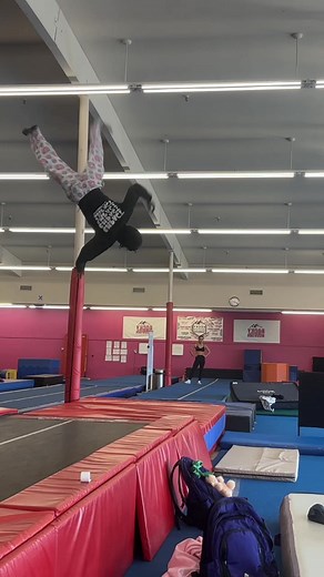 chill tumble track tumbles 🦦 | tumble track