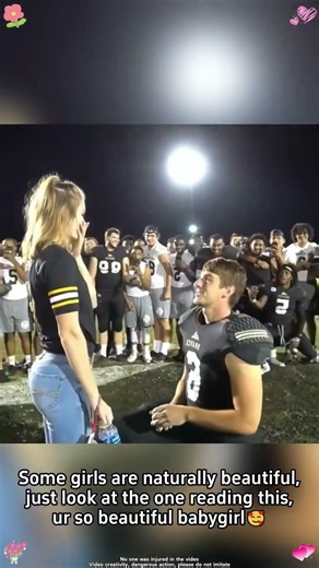 Beautiful proposal on the sports field❤💍 #fouyou#cfb #football #sports#wedding #goals #love