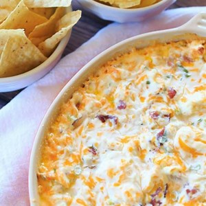 2.1K views · 33 reactions | Cheesy Bacon Spinach Dip Yield 8 servings...