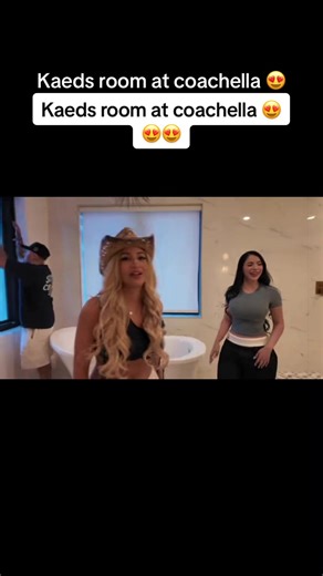Kaed's Coachella Room Decor