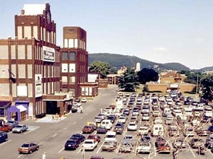 Reading's VF Outlet Center, Located in Newtown Square Developer's Business Park, to Close