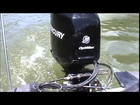 2000 200 Optimax on river