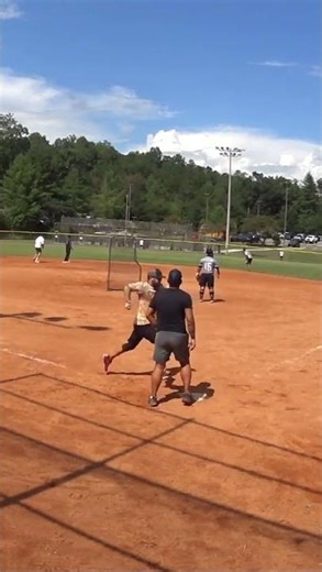 SOLID 3 RBI LINE DRIVE TO RIGHT CENTERFIELD IN NC! #softball #baseball #usa #2025 #healthy #shorts