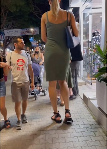 Walking Tall: Embracing Life as a Tall Woman