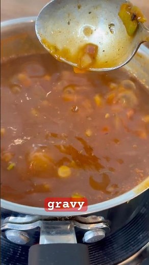 How to make the perfect gravy for Christmas dinner! #chefricardocooking #cooking #christmasdish