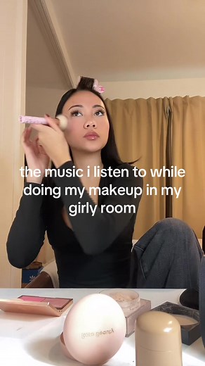 Makeup Playlist: Songs to Enhance Your Beauty Routine