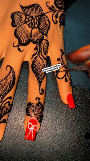 Explore Beautiful Henna Art by Leemah Jos