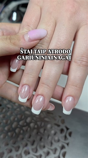 JEI KAS TAI GARIŪNINIAIS JUOS PAVADINAU NE AŠ, O PATI KLIENTĖ 🤣 Kad jus suprastumėt, aš jau paleidau kliente ir žiūriu skambina jinai... galvoja iškart gal ką pamiršo ar pametė... o pasirodo pamiršau AŠ 😅 nepadariau VIDEO PO... rankos jau priteptos kremo ir aš tokia ai dzin duok ir su kremais nufilmuosiu greitai su flash light prie sienos koriudoriuje 🤣 Manikiūras turi puošti moters rankas, o ne nupiginti jas... Tad merginos kruopščiai rinkites meistrus pas ką einate manikiūro, nes tikrai ne 