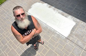 WATCH: Vandals attack man’s HSV logo on driveway