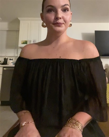 camren bicondova on Instagram: "She’s just a gorl 🙂‍↔️ . #fashion #ootn #makeup #hair #ootd #style #womensstyle #womensfashion"