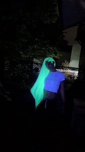 ALIEN HAIR😮😍Looks like a jellyfish swimming in the sea🌊 Follow my page for more beautiful #hairstyle . . #beaufox #beautifulhairstyles #hairstylist #explore #coloredhair #alienhair | Beaufox Hair