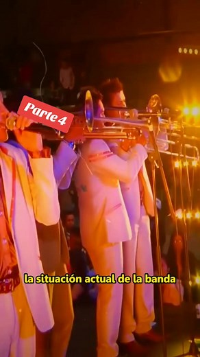 Historia de Pequeños Musical: Éxito y Reconocimiento Internacional