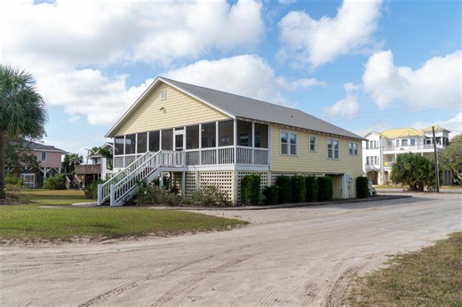 2302 Palmetto Blvd, Edisto Beach, SC 29438 - MLS 24028634 - Coldwell Banker