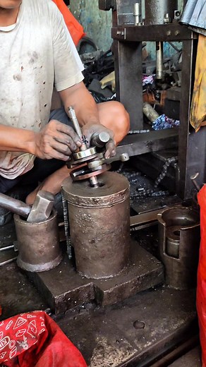 Mechanic Technique: Assembling & Balancing a Crankshaft Without Expensive Tools #Crankshaft #MechanicTips #EngineRepair | Mechanic Docktor New