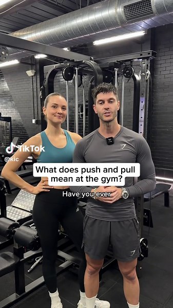 Push vs. Pull: Diferencias Clave en Entrenamiento de Fuerza