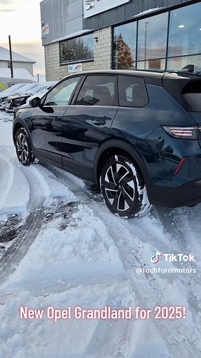 Discover the New Opel Grandland 2025: Hybrid & Electric