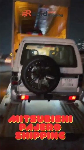See It Now! Mitsubishi Pajero Loaded Safely Into Enclosed Trailer 🚗🔥