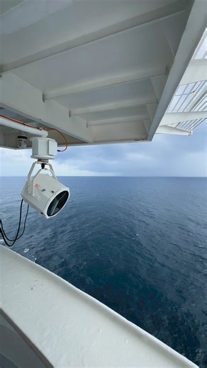 This is one of my favorite spots to hang out on the Carnival Dream. Deck 7 FWD. | Alex Roberson