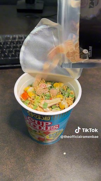 just released our newest product, Japanese fish cakes, AKA Narutomaki! They were named after the naturally occuring whirlpools in Naruto Stait in Japan! We love rhem so much we based our logo mascot off of them! 🍥🍥🍥😃 #noodles #ramen #cupnoodles #ramentoppings #theramenbae #narutomaki #buldak