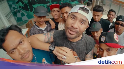 Lirik Lagu Tor Monitor Ketua (Orang Baru Lebe Gacor) dan Maknanya