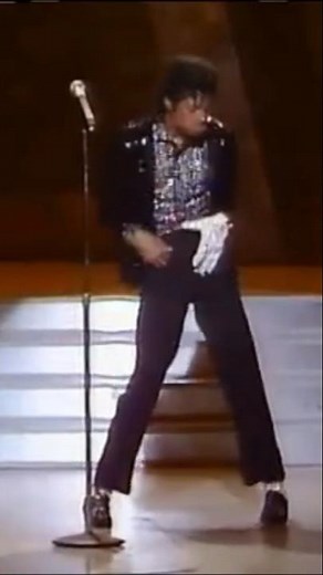 The Origin of Michael Jackson’s Billie Jean Outfit #michaeljackson #billiejean